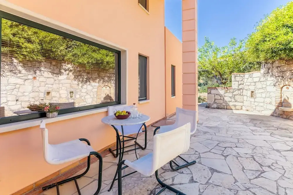 Villa Evakri with Private Swimming Pool BBQ