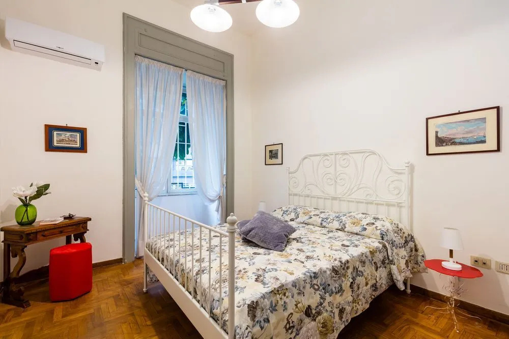 Apartment - Corso V. Emanuele III BH 81