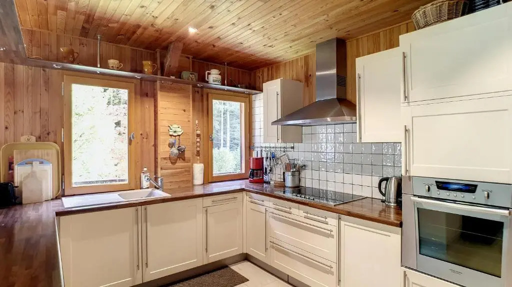 Appartement-3-Chambres-8-Couchages-Wifi-Montriond-Chebourins
