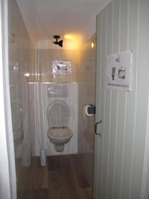 Ambiance chalet T1 bis cosy pour 5 personnes avec patio à 25 mn des plages