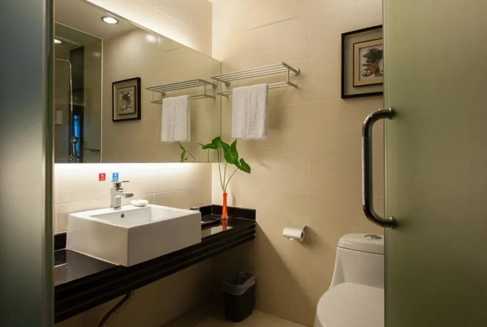Junhong Hotel