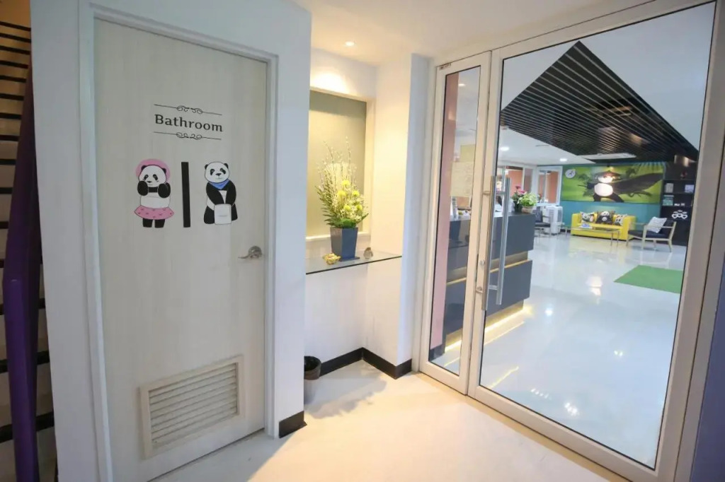 Lucky panda Hotel