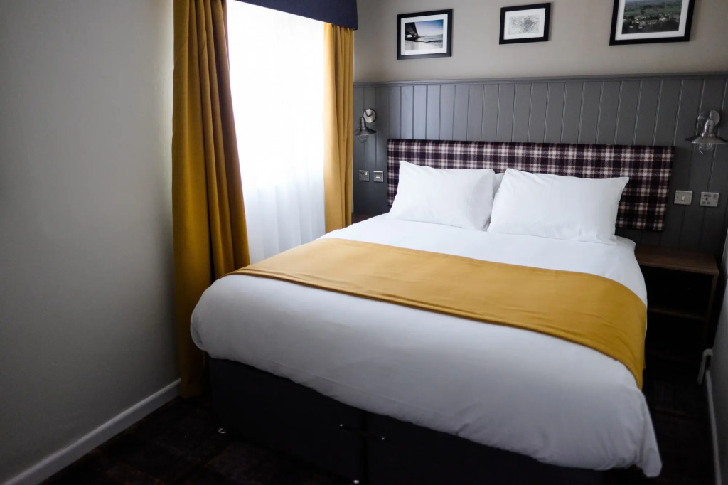 Almondsbury Interchange Hotel