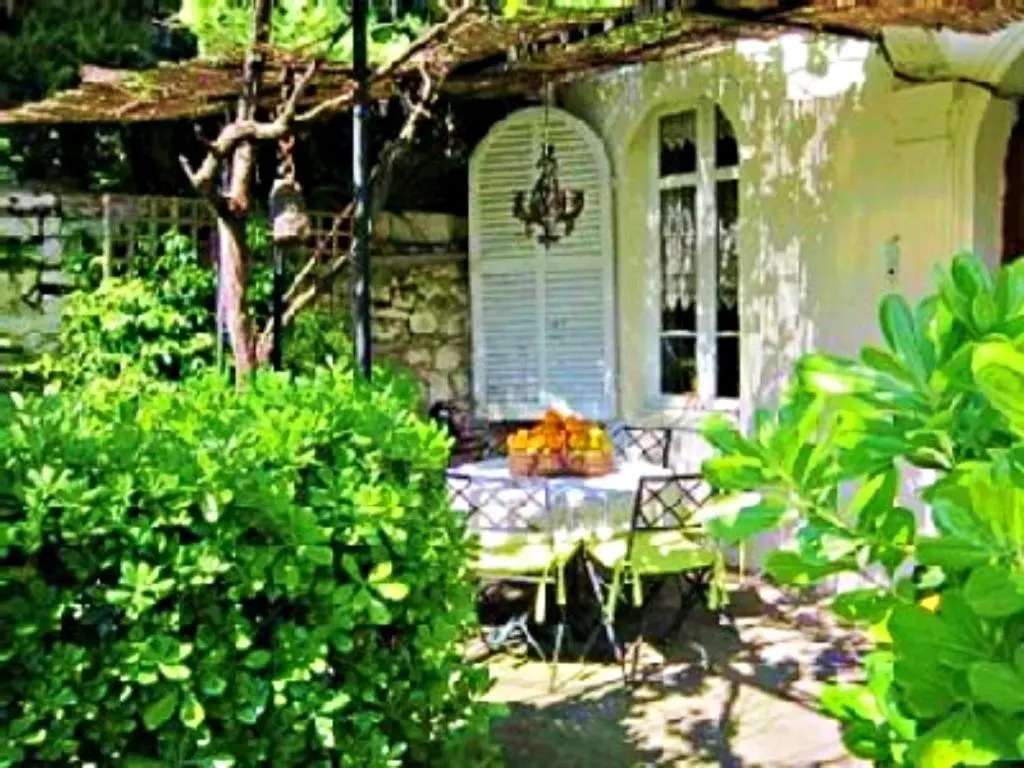 Bed & Breakfast Chambres dhôtes COTTAGE BELLEVUE