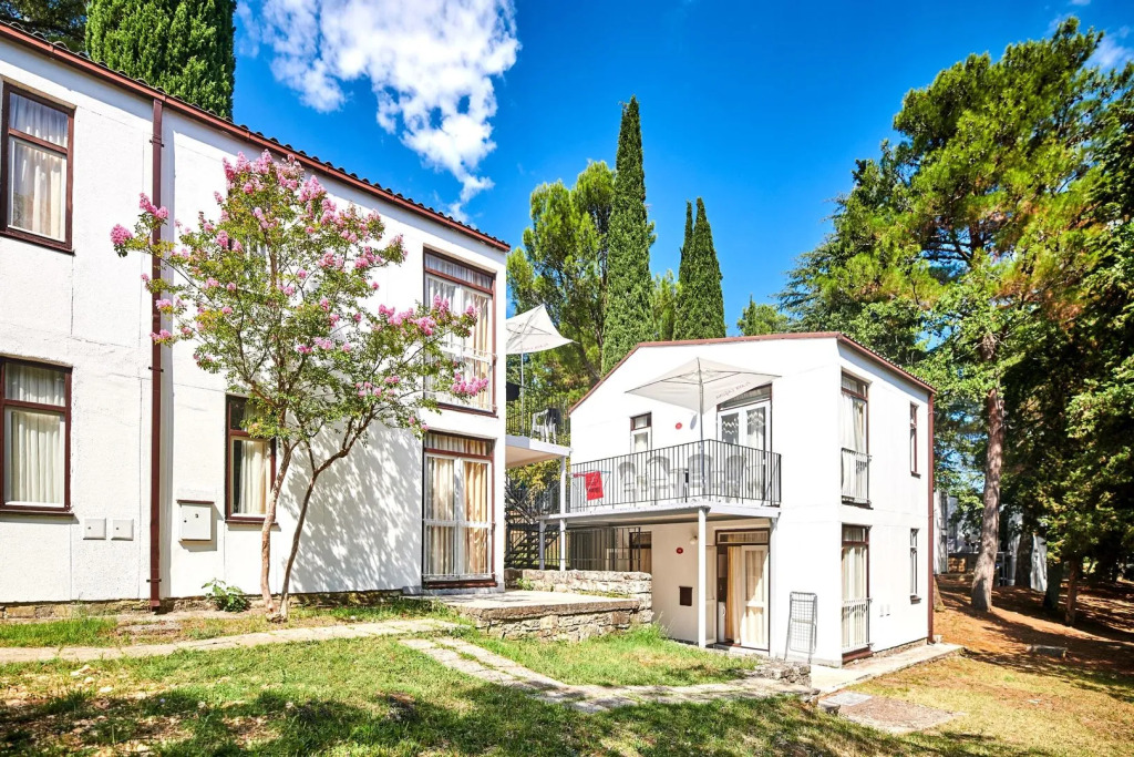 Apartments Astra