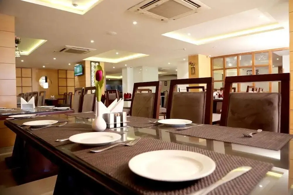 The Grand viktoria Hotel