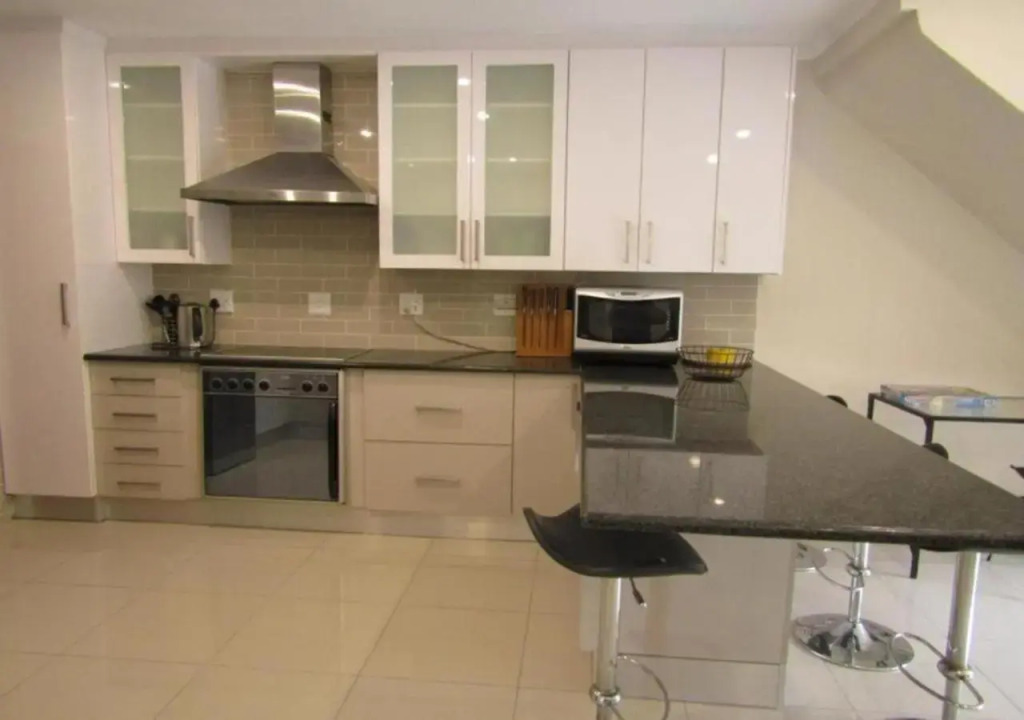 Luxury Spacious Executive Apartment