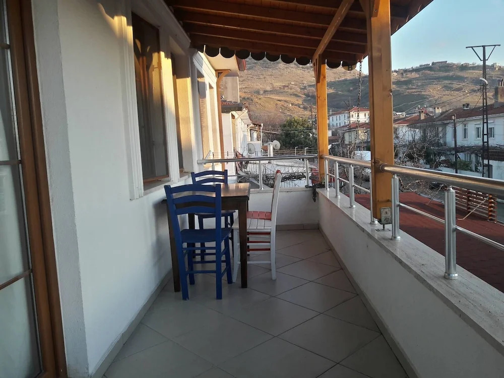 Yeni Bademli Konukevi