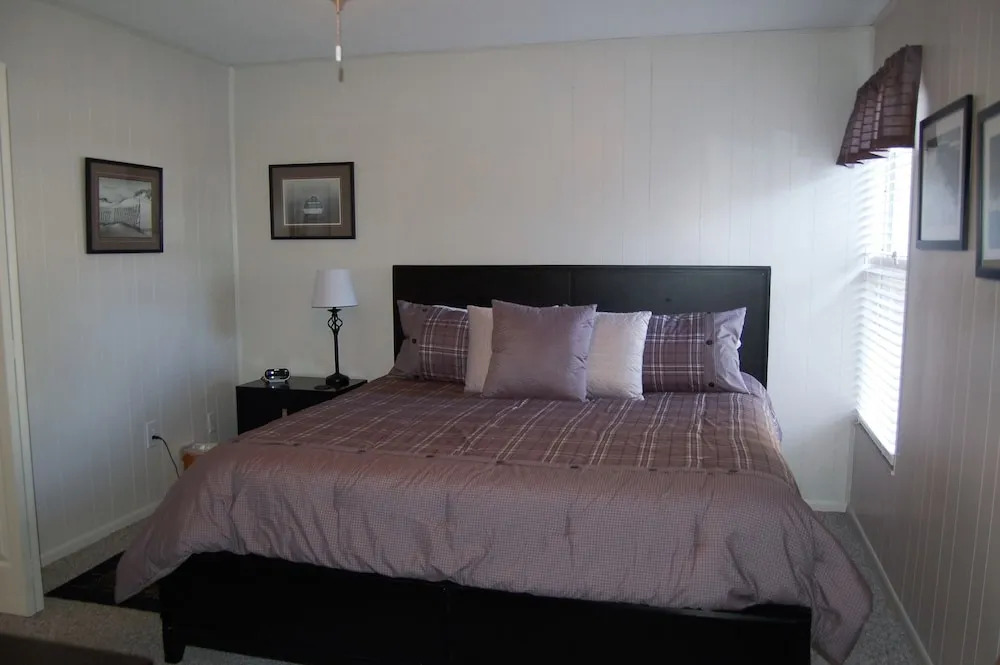 Siesta Beach House #106 1 Bedroom 1 Bathroom Condo