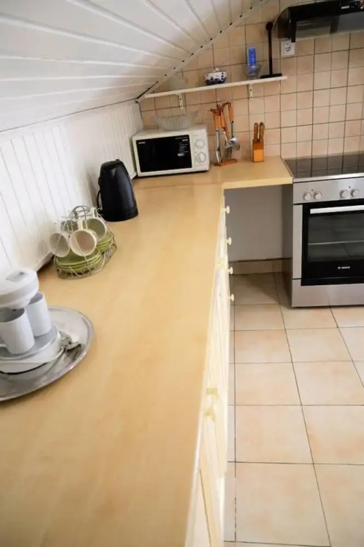 Sea View Apartment on Walking Distance to sea