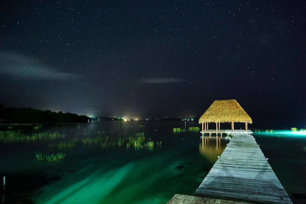 Casita Maya Bacalar