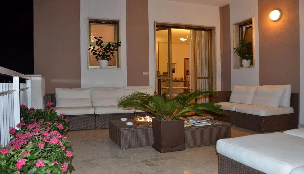 Hotel A-14