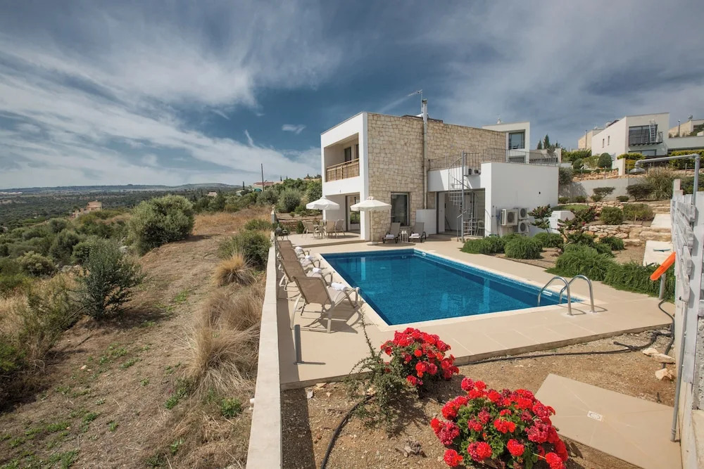 Villa Abbie, Panoramic Sea Views