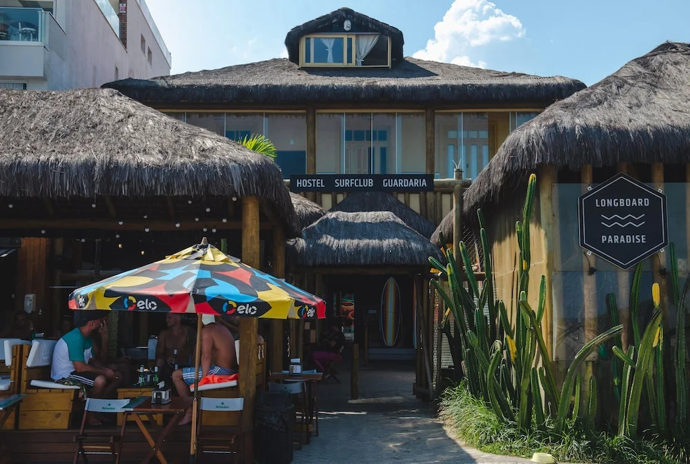 Longboard Paradise Surf Club