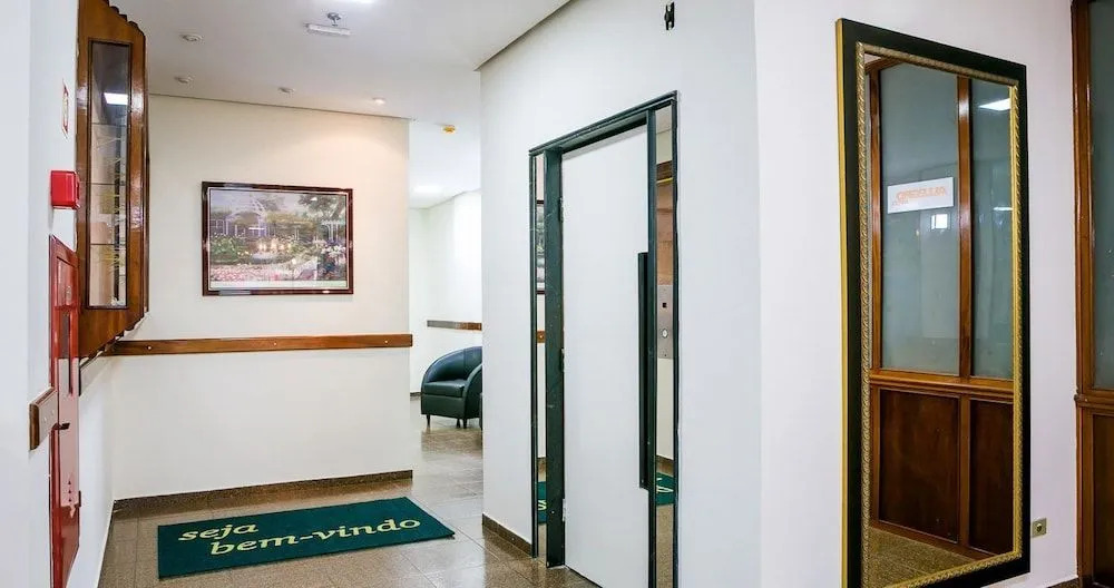 Allegro Hotel