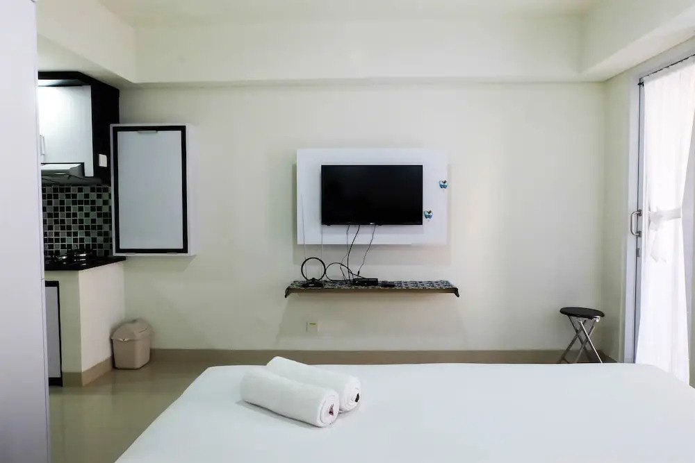 Suite Studio Room near Pancoran and MT Haryono