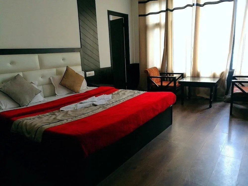 OYO 22664 Hotel Whispering River