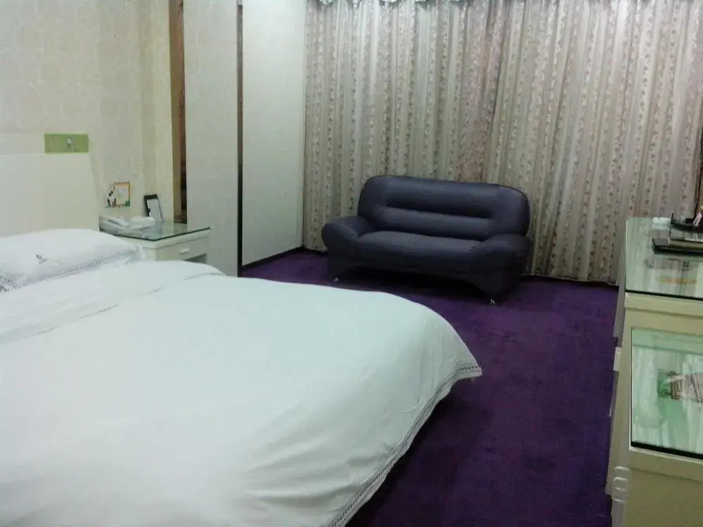 Jingjiang Shuiyue Qinghua Hotel