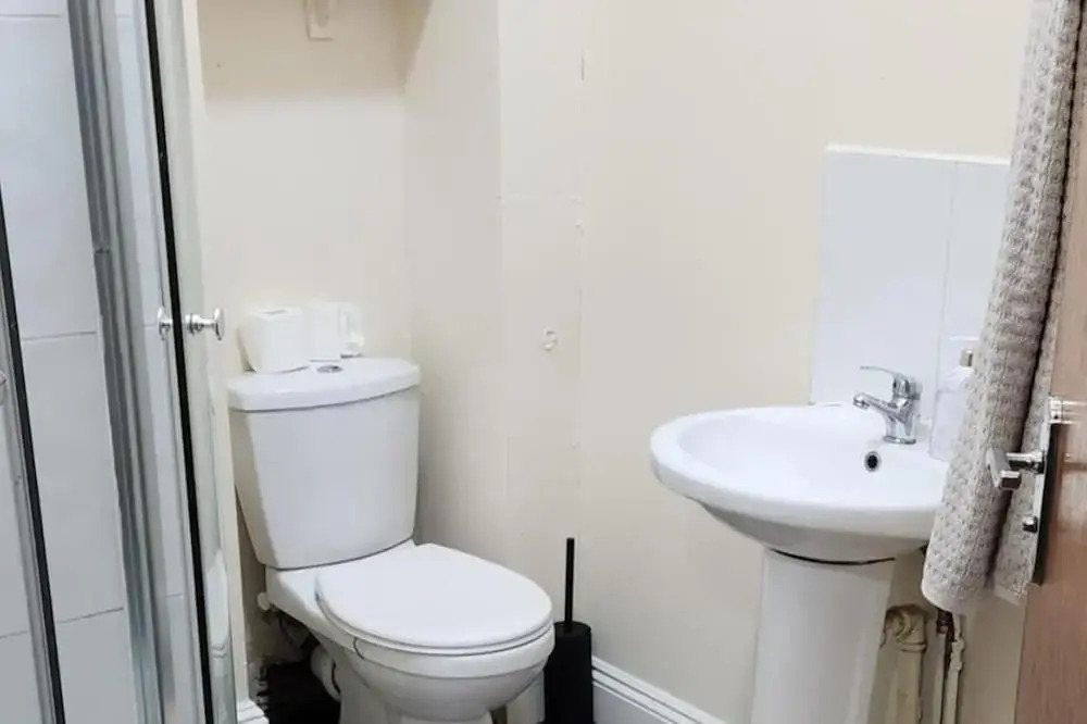 1 Bed - Sleeps 4 - Wolverhampton City Centre