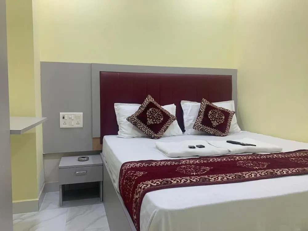 Hotel Sai Plaza