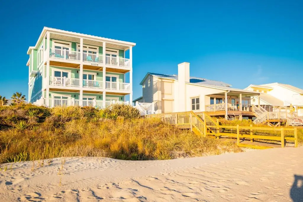 The Sandcastle by Oak Island Accommodations