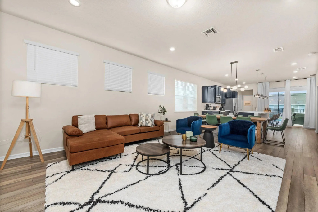 Brand New Windsor Island 5 Suites