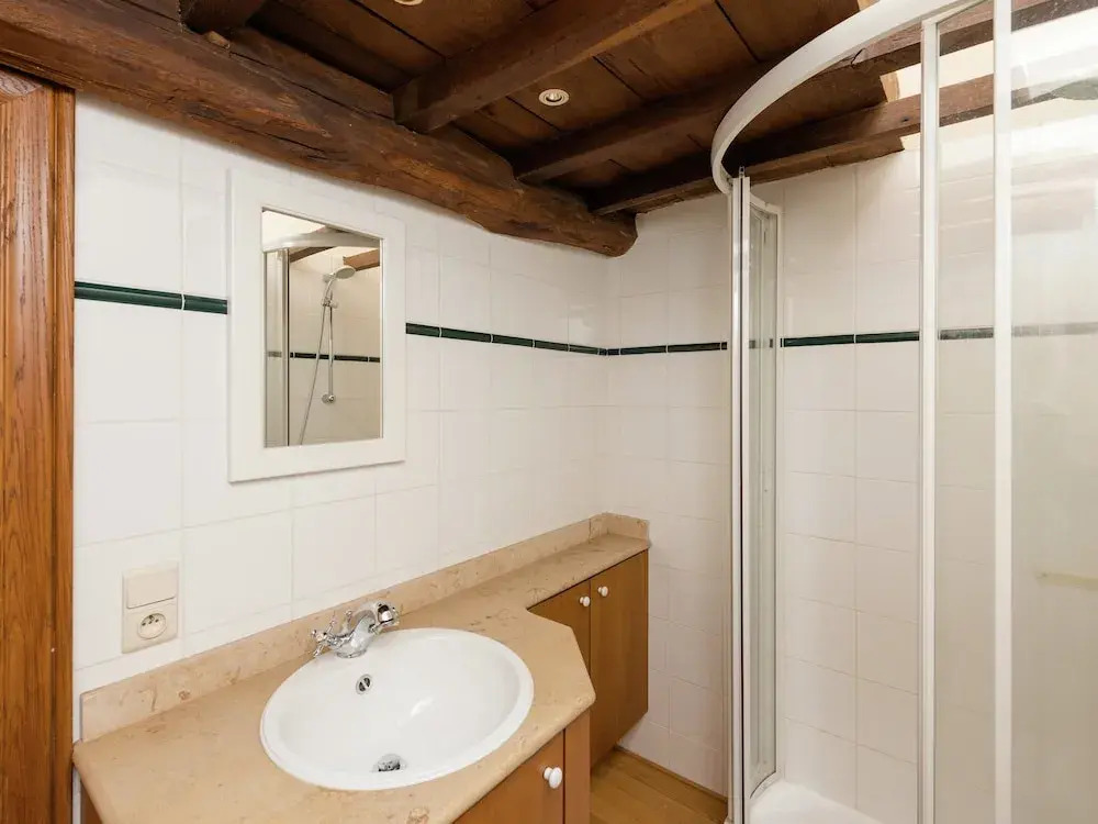 Spacious Retreat in Warizy