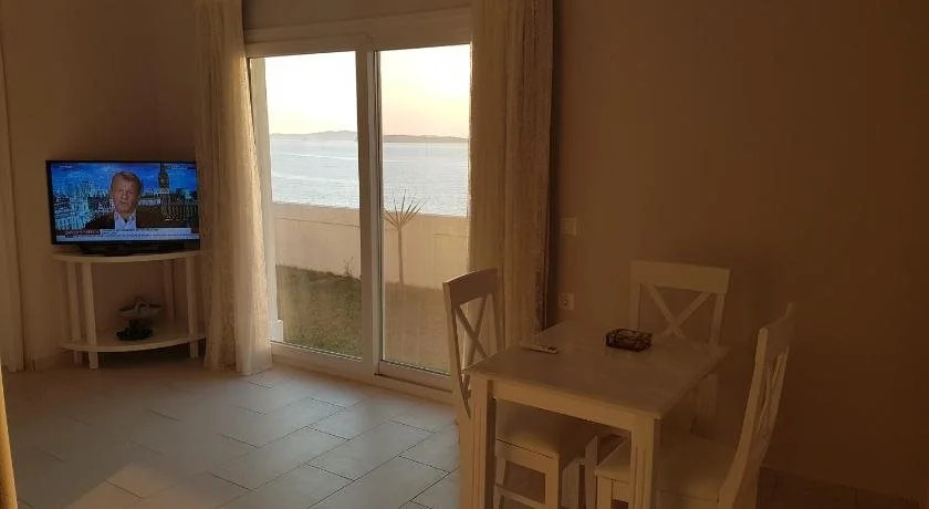 Paralia Luxury Suites