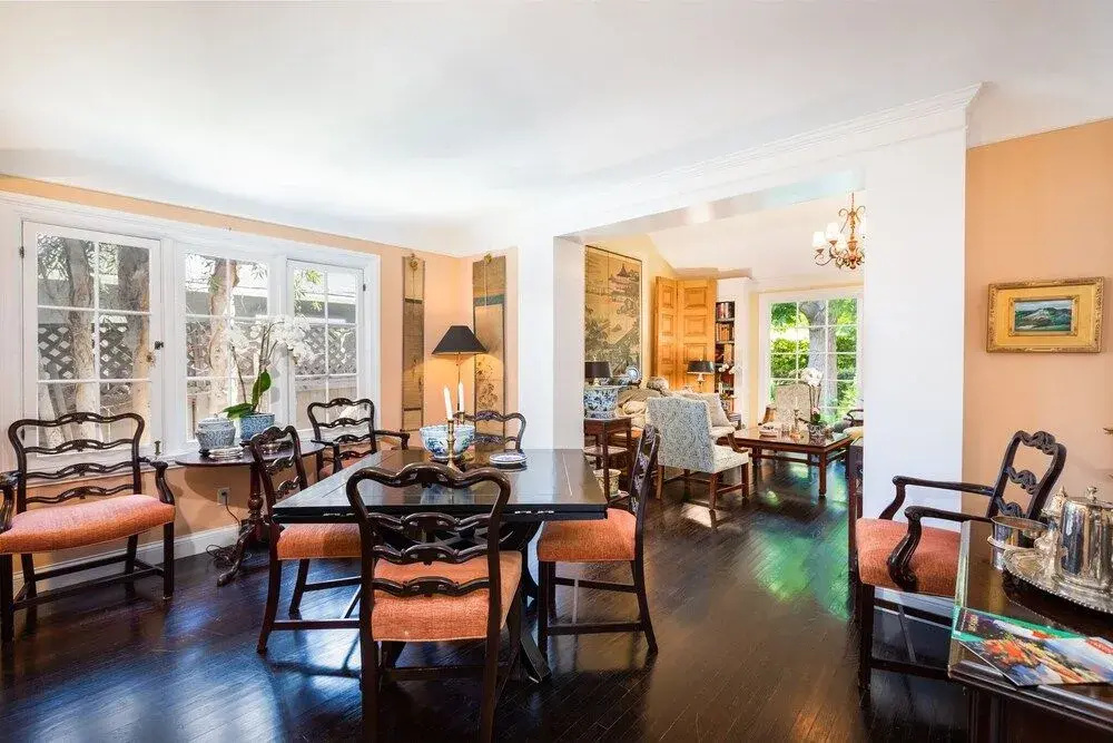 Elegant Home in the Heart of LA 2 Bedrooms 1 Bathroom Duplex