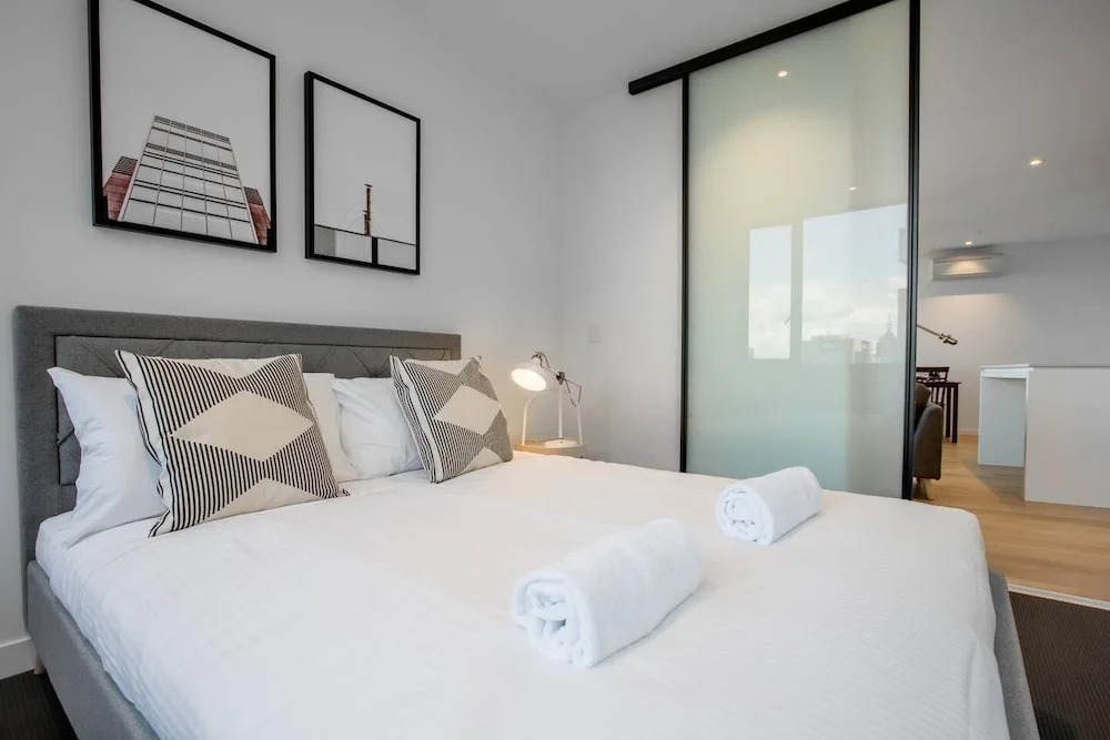 Cozy APT Seaview Next to Southern Cross/pool/gym