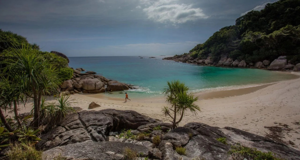 Boulder Bay Eco Resort - Nga Khin Nyo Gyee Island