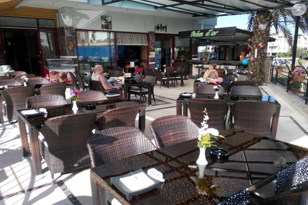 Sailor Apart Hotel