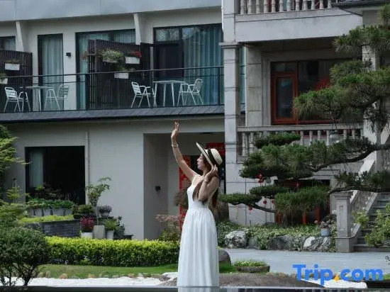 Cloud Hidden INS Villa | Mountain Private Cave Hot Spring Courtyard Retreat