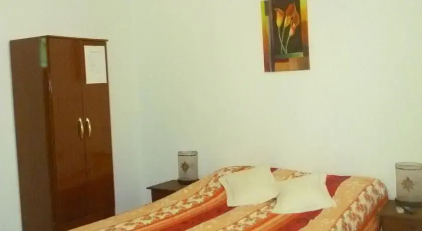 El Escondido Hostal