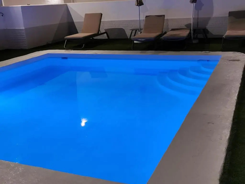 Apartamentos Anjomacar A