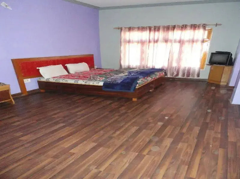 Shanti Palace