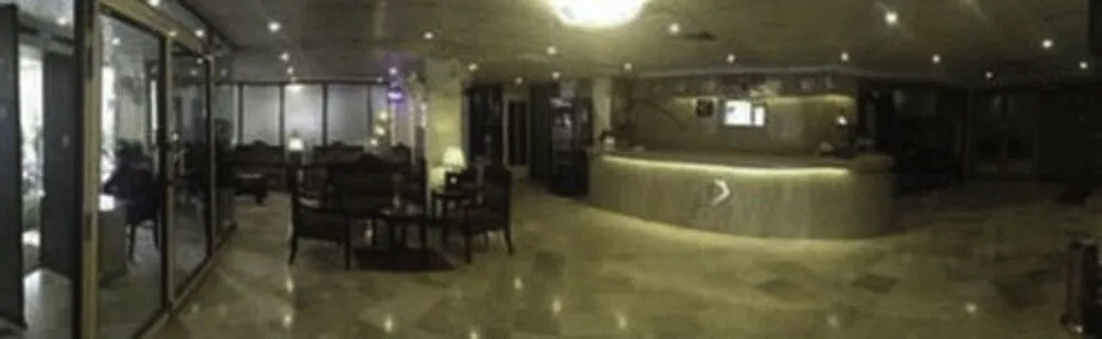 Hotel Pak Continental Hotel