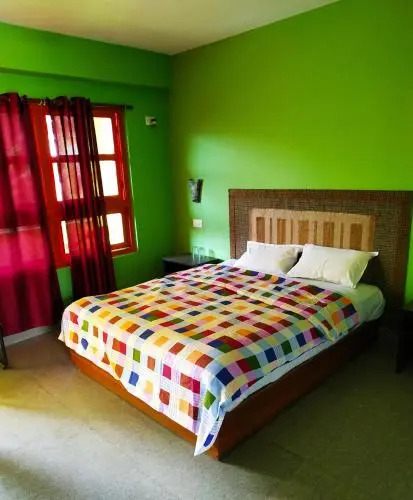 Smile Land Hotel And Resort