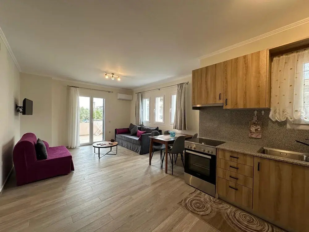 Michael Apartments - Private Parking