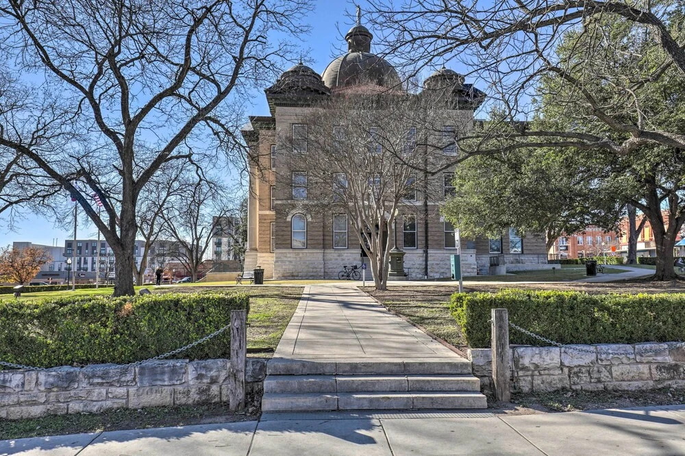 San Marcos Apartment w/ Off-street Parking!