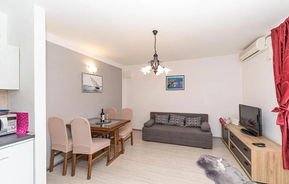 Awesome Apartment in Trogir With 1 Bedrooms and Wifi