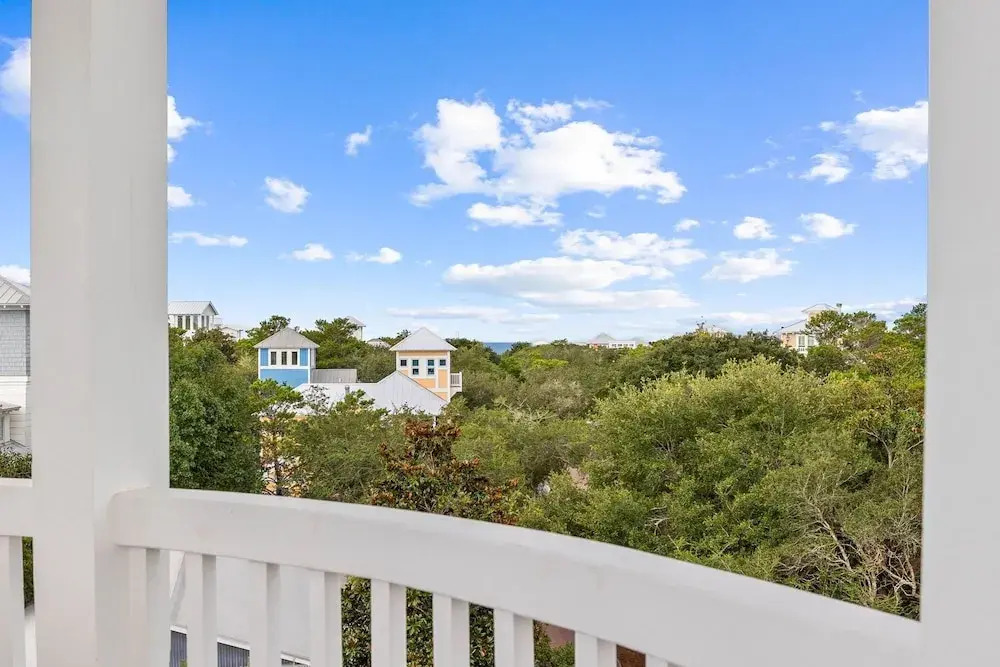 Newly Designed Custom Seaside Home with 6 Bedrooms + Next to Adult Pool/Fitness Center 6 Home by RedAwning