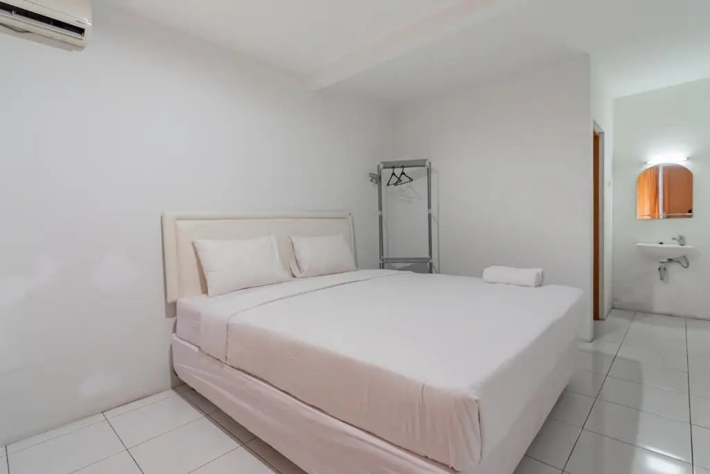 Urbanview Hotel Kazanan Lembang Bandung by RedDoorz