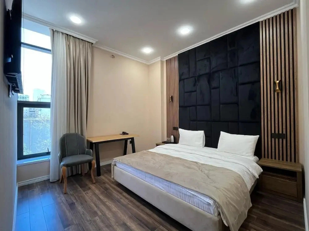 Urban Majesty Hotel