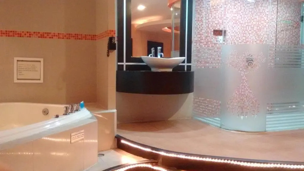 Motel Suites Xiu