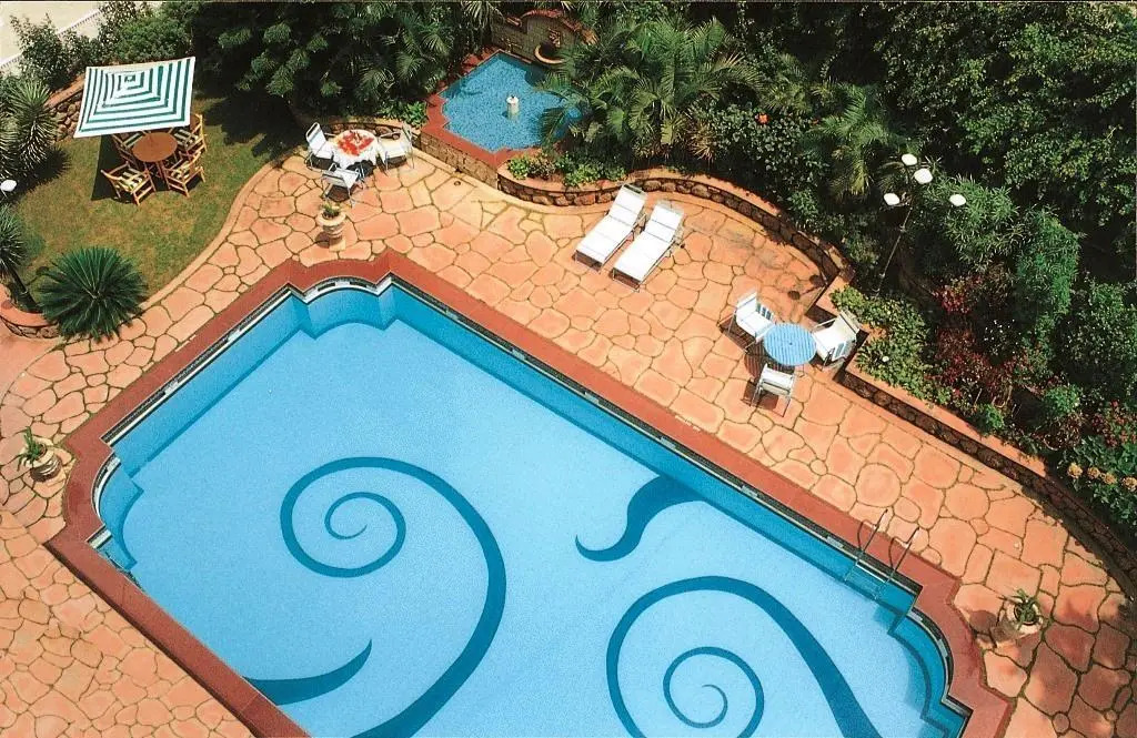 Hotel Hillock