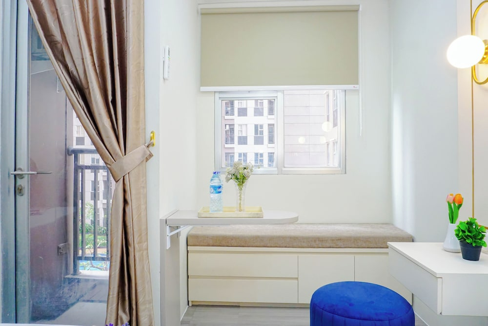 Compact And Functional Studio At Apartment Transpark Juanda Bekasi Timur