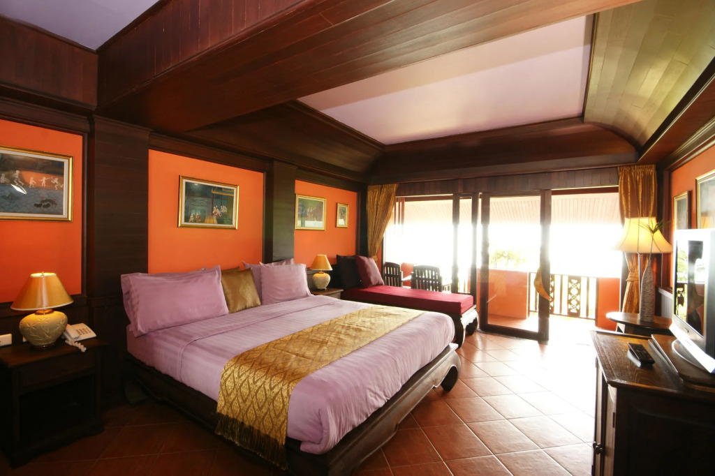 Sea Breeze Resort - SHA Plus