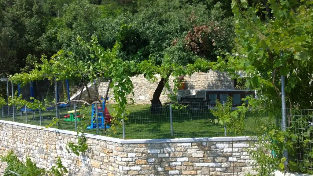 Studios Aigaio