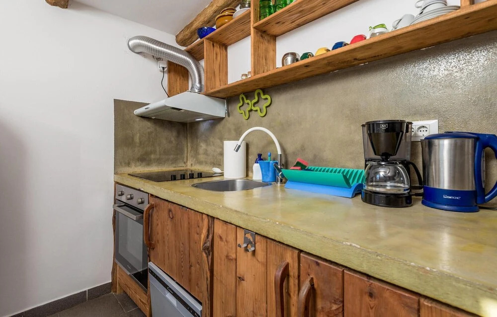 Nice Home in Sveti Jakov With Wifi and 2 Bedrooms